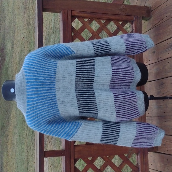Liz Claiborne Chunky Knit Striped Sweater Size Large - Picture 5 of 11